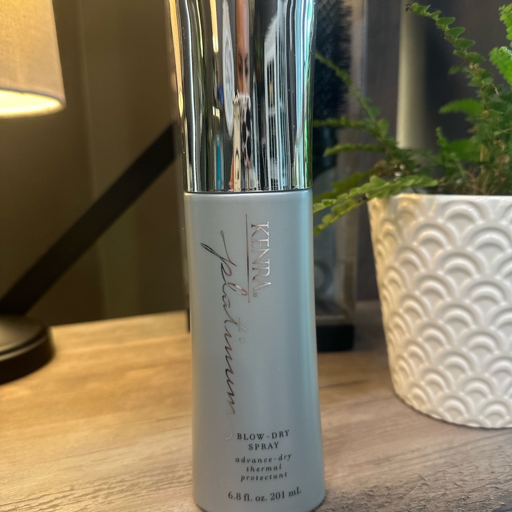 Kenra Platinum Blow-Dry Spray